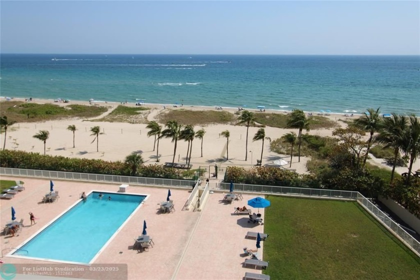 DIRECT OCEAN VIEWS. SOUTHEAST CORNER APT.  2/2 BEDROOM SPLIT - Beach Condo for sale in Pompano Beach, Florida on Beachhouse.com