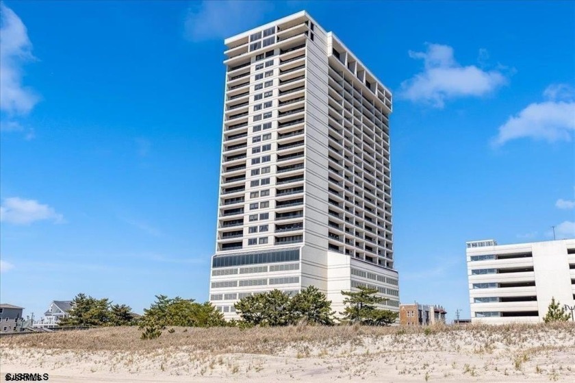 Fantastic one bedroom right on the Atlantic City Boardwalk!! - Beach Condo for sale in Atlantic City, New Jersey on Beachhouse.com