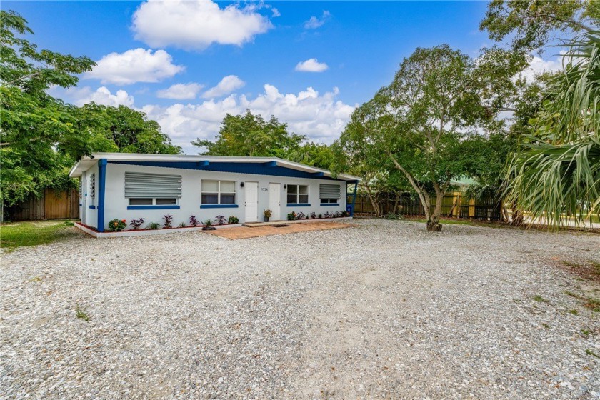 Great 4 Bedroom/2 Bathroom Duplex: Perfectly Located in Historic - Beach Lot for sale in Vero Beach, Florida on Beachhouse.com