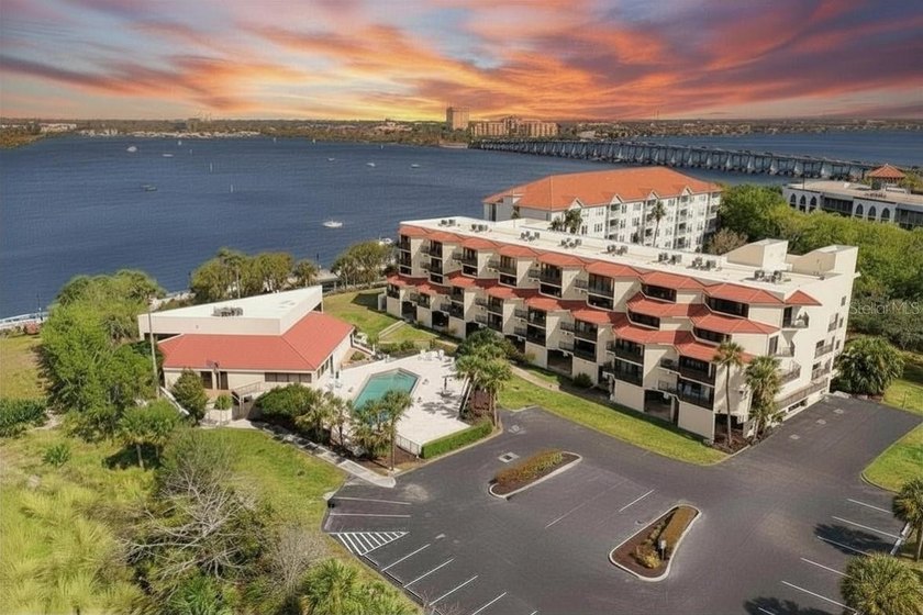 Enjoy a scenic stroll along the Riverwalk from this ideally - Beach Condo for sale in Bradenton, Florida on Beachhouse.com
