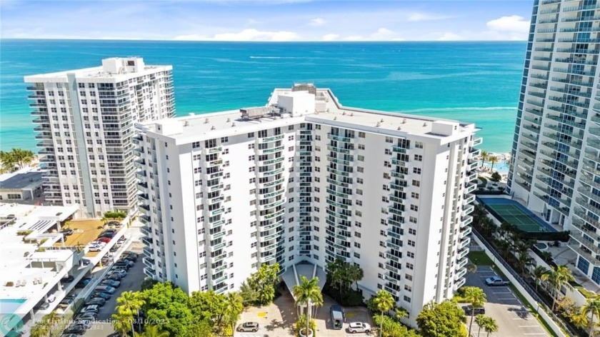 Resort-Style Living at Its Finest! This Fabulous Condo is - Beach Condo for sale in Hollywood, Florida on Beachhouse.com