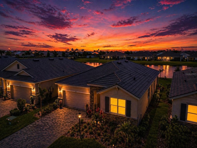 One or more photo(s) has been virtually staged. There are places - Beach Home for sale in Lakewood Ranch, Florida on Beachhouse.com