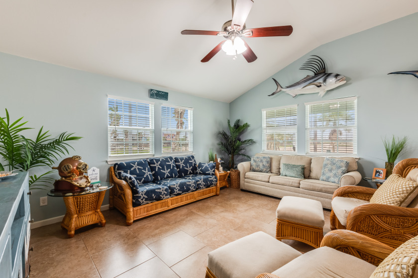 Private Cooled Pool Spa! Close to BEACH, Pet Friendly, & Golf - Beach Vacation Rentals in port aransas tx, Texas on Beachhouse.com