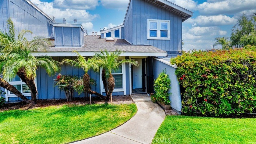 Welcome to this warm and inviting 3-bedroom, 2.5-bath condo - Beach Townhome/Townhouse for sale in Costa Mesa, California on Beachhouse.com