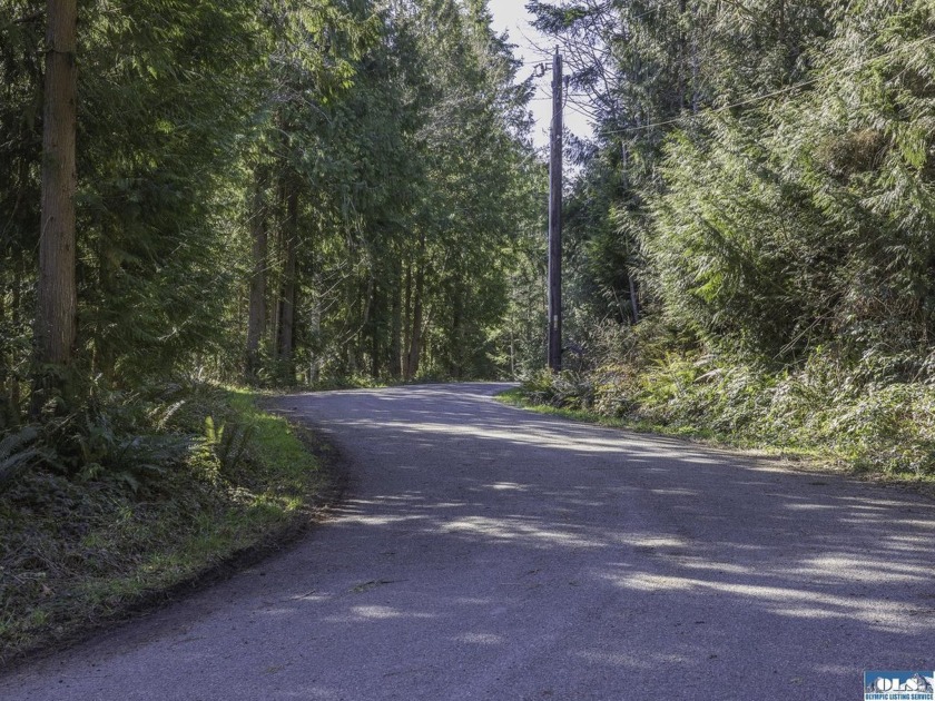 6 parcels in Discovery Bay Village.  An area of nice homes - Beach Acreage for sale in Port Townsend, Washington on Beachhouse.com