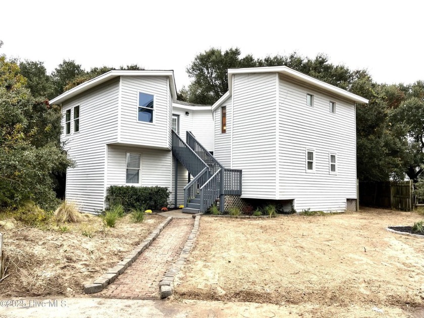Great Investment property. Currently rented. Could be an - Beach Home for sale in Kill Devil Hills, North Carolina on Beachhouse.com