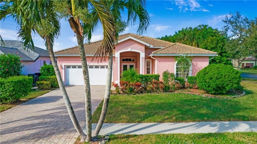 Welcome to this exceptional 3-bedroom plus den, 2-bathroom home - Beach Home for sale in Naples, Florida on Beachhouse.com