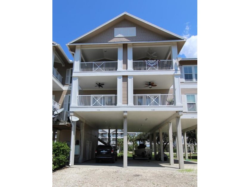 This beautiful condo is truly move-in ready and immaculate! The - Beach Condo for sale in Horseshoe Beach, Florida on Beachhouse.com