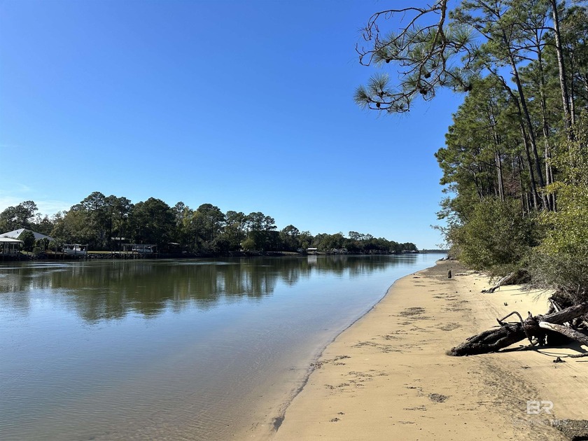 A rare development opportunity along the Intracoastal Waterway - Beach Lot for sale in Gulf Shores, Alabama on Beachhouse.com