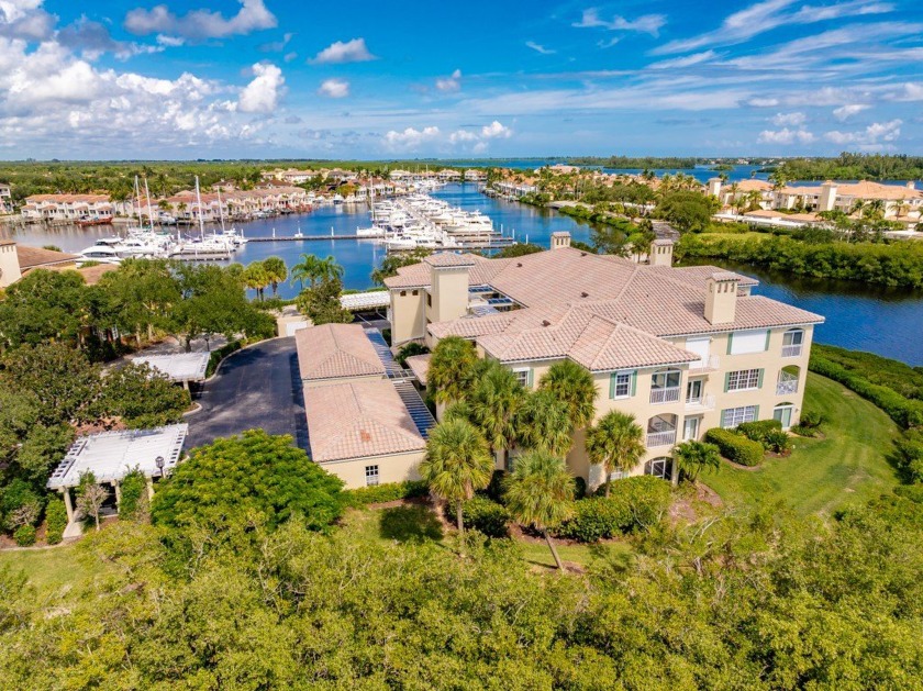 Gorgeous waterfront residence with stunning river and marina - Beach Condo for sale in Vero Beach, Florida on Beachhouse.com
