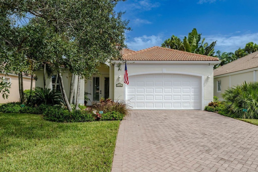 Immaculate 3-bed, 3-bath home in Casa Bella, perfectly - Beach Home for sale in Vero Beach, Florida on Beachhouse.com