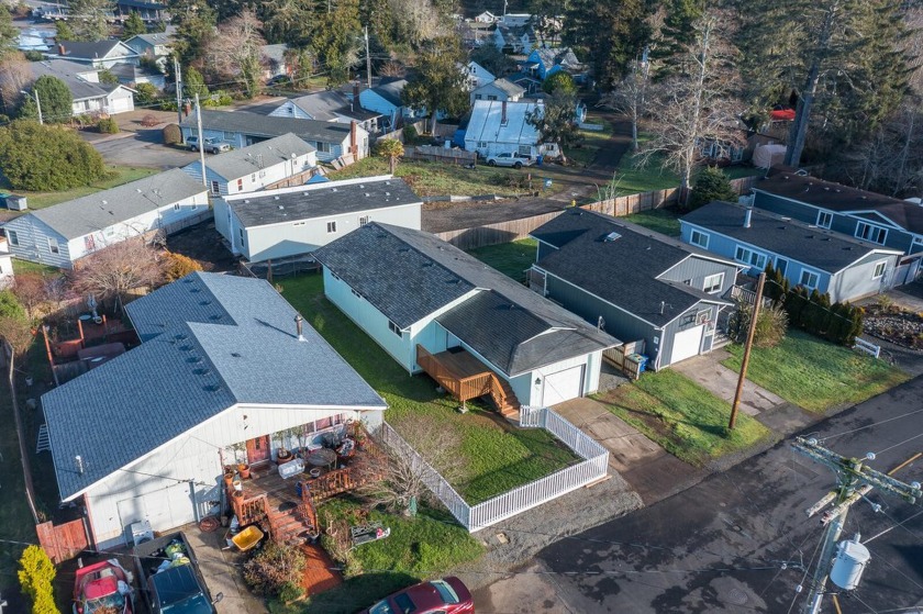 Escape the hustle & bustle to find your haven by the sea! - Beach Home for sale in Lincoln City, Oregon on Beachhouse.com