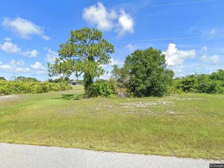 Nice residential lot in the small, neighborly community of - Beach Lot for sale in Rotonda West, Florida on Beachhouse.com