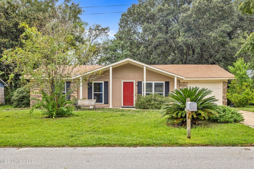 Come explore this charming 3-bedroom, 2-bath home with just over - Beach Home for sale in Ocean Springs, Mississippi on Beachhouse.com