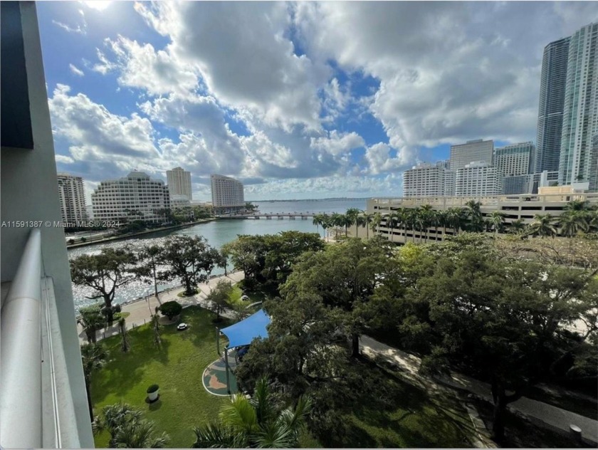 Spectacular water view from this huge 1 bed - 984 Sq.ft unit at - Beach Condo for sale in Miami, Florida on Beachhouse.com