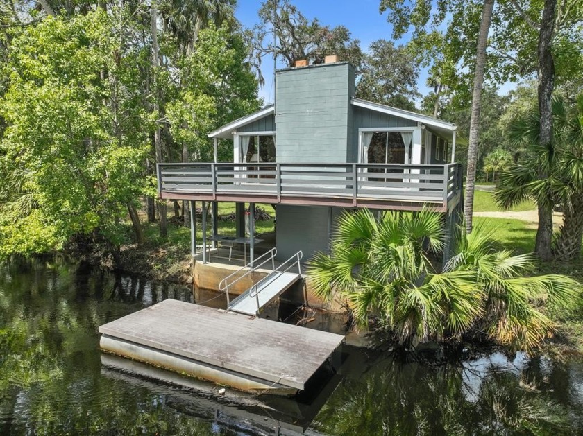 Welcome to your charming waterfront retreat in Steinhatchee, FL! - Beach Home for sale in Steinhatchee, Florida on Beachhouse.com