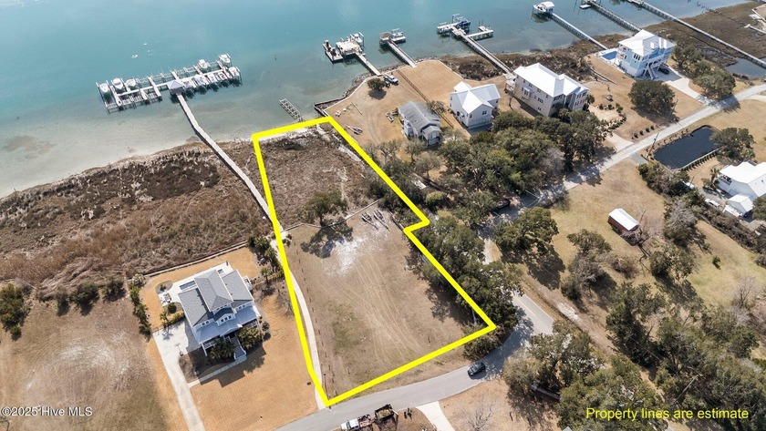 Price Improvement to $1,495,000. Build your coastal dream home - Beach Lot for sale in Hampstead, North Carolina on Beachhouse.com