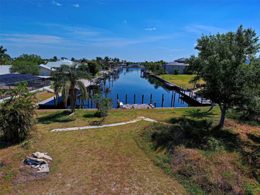 Attention boating and fishing enthusiasts, your dream home - Beach Lot for sale in Port Charlotte, Florida on Beachhouse.com