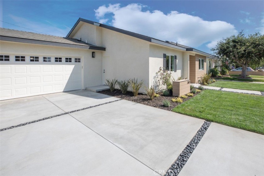 Step into this beautifully transformed home, where luxury meets - Beach Home for sale in Long Beach, California on Beachhouse.com