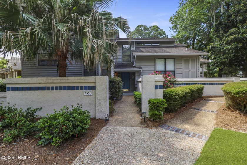 Tucked away in the peaceful Lake Forest neighborhood of Sea - Beach Townhome/Townhouse for sale in Hilton Head Island, South Carolina on Beachhouse.com