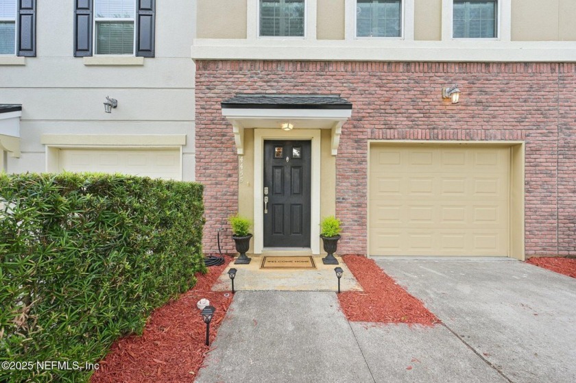 Welcome to your dream townhome in the vibrant Georgetown - Beach Condo for sale in Jacksonville, Florida on Beachhouse.com