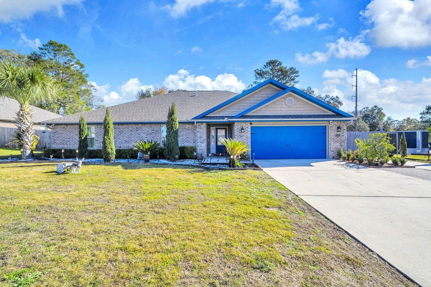 WELCOME TO YOUR DREAM HOME - IN GROUND POOL AND JACUZZI - Beach Home for sale in Fort Walton Beach, Florida on Beachhouse.com