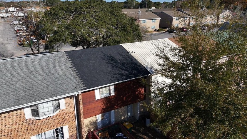 Investors Welcome! Come and get your next rental or flip with - Beach Townhome/Townhouse for sale in Fort Walton Beach, Florida on Beachhouse.com