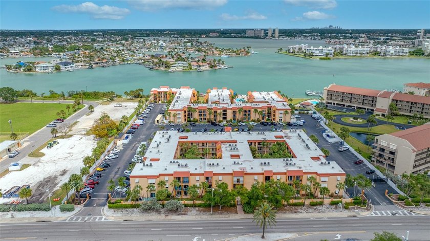 Wow wow wow! PRICE REDUCED! GREAT DEAL! A RARE 3 bedroom 2 bath - Beach Condo for sale in ST Pete Beach, Florida on Beachhouse.com