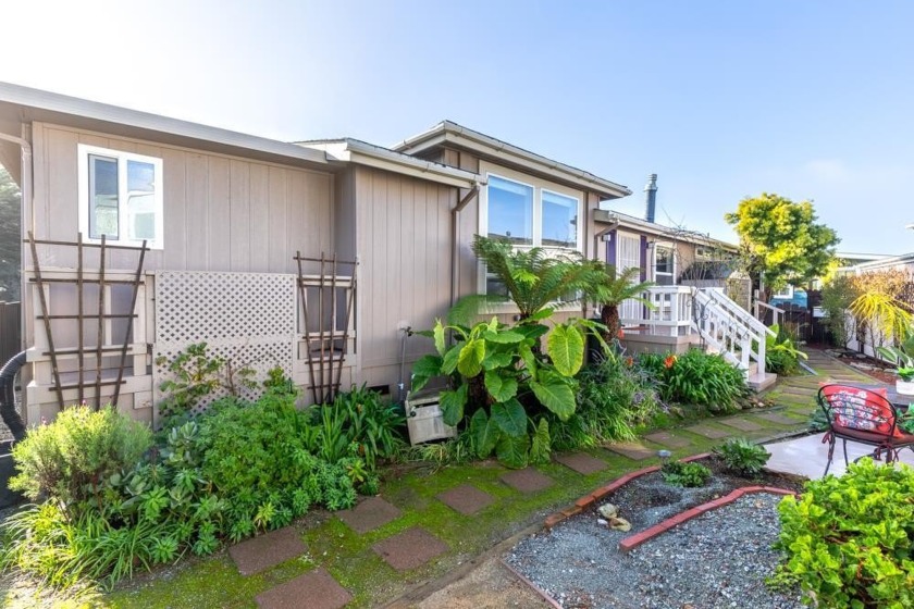 Immerse yourself in the beauty and sounds of nature! Nestled on - Beach Home for sale in Santa Cruz, California on Beachhouse.com