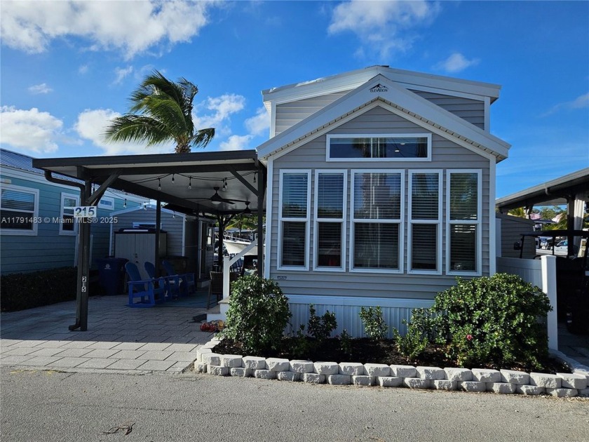 Stunning waterfront Calusa property with 2022 Elevation RV (less - Beach Home for sale in Key Largo, Florida on Beachhouse.com