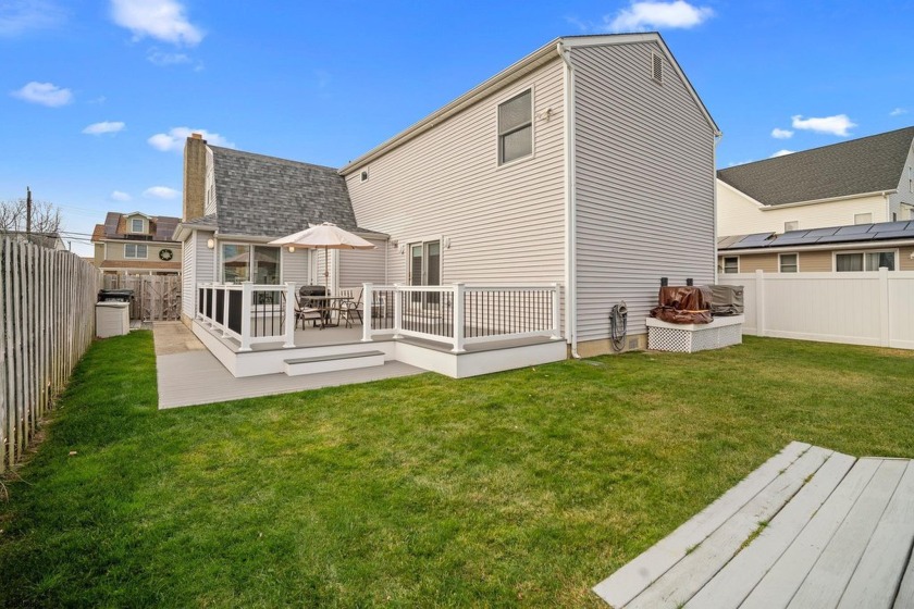 Pristine 2973 sq ft home in the desirable North-end of - Beach Home for sale in Brigantine, New Jersey on Beachhouse.com