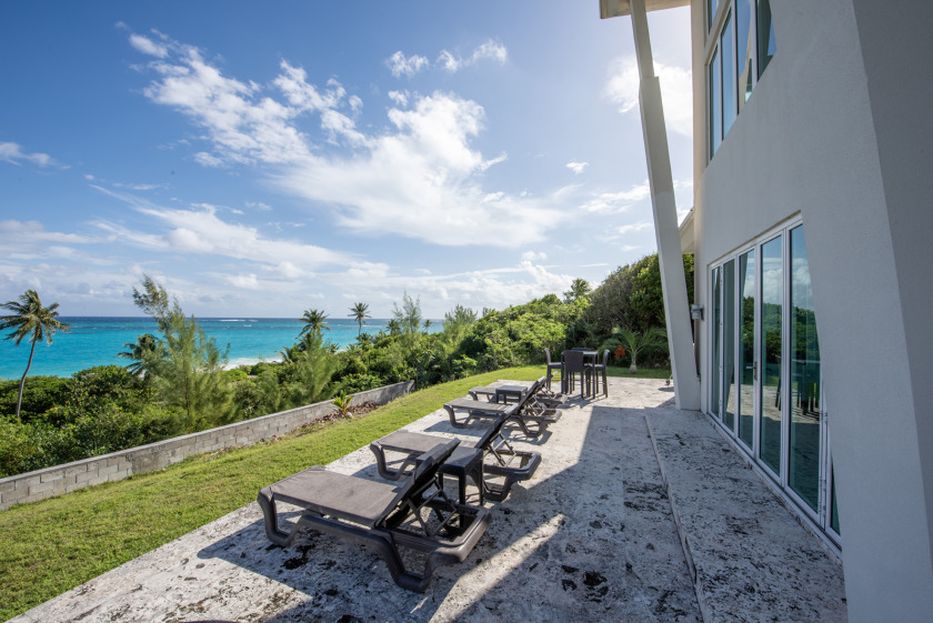 Stunning Contemporary Beach Villa In Boutique Club With Pool - Beach Vacation Rentals in Governors Harbour, Eleuthera on Beachhouse.com