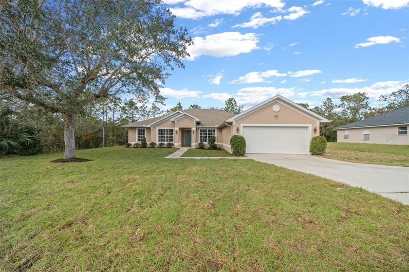 One or more photo(s) has been virtually staged. This truly - Beach Home for sale in Homosassa, Florida on Beachhouse.com