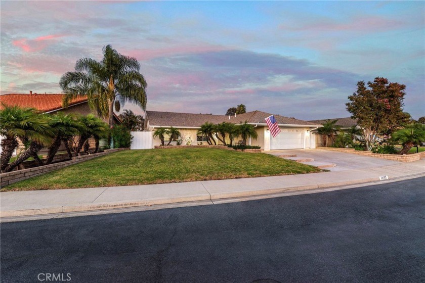 GORGEUOS REMODELED SINGLE STORY HOME ON A HUGE, PRIVATE AND - Beach Home for sale in Mission Viejo, California on Beachhouse.com