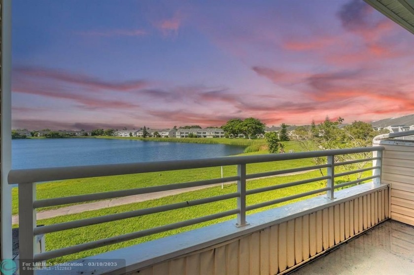 Location, Location, Location, only 5 miles from Lauderdale Beach - Beach Condo for sale in Lauderdale Lakes, Florida on Beachhouse.com