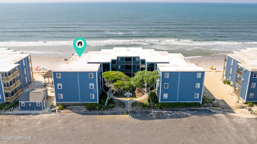 THIS is the beach condo you have been looking for.  This cute - Beach Condo for sale in North Topsail Beach, North Carolina on Beachhouse.com