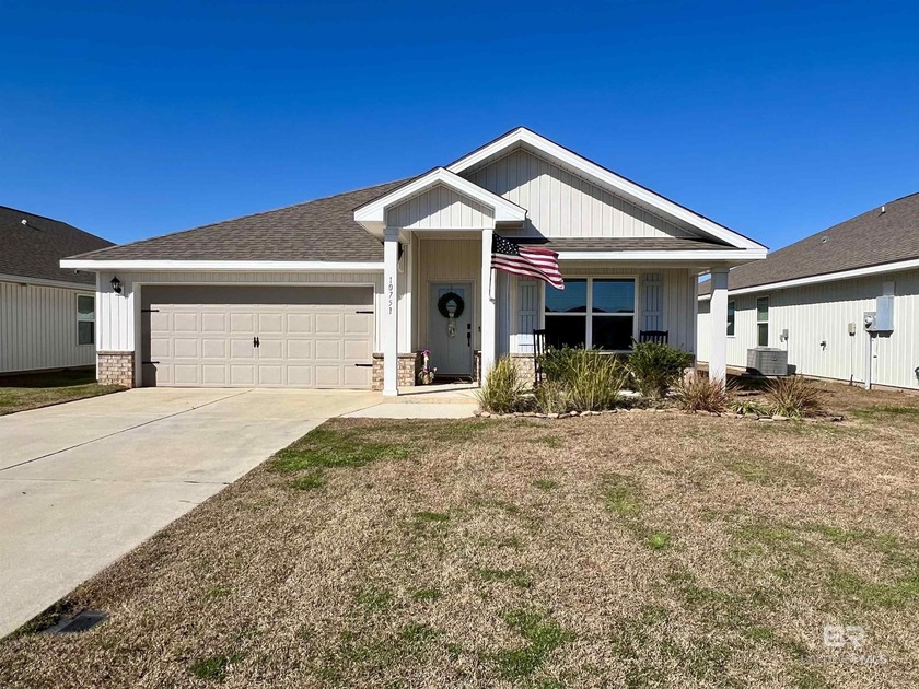 Welcome to this beautiful 4-bedroom, 2-bath Gold Fortified home - Beach Home for sale in Daphne, Alabama on Beachhouse.com