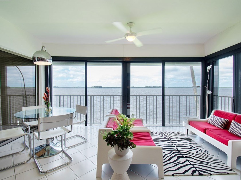 Gorgeous 2nd floor riverfront condo with majestic river views - Beach Condo for sale in Vero Beach, Florida on Beachhouse.com