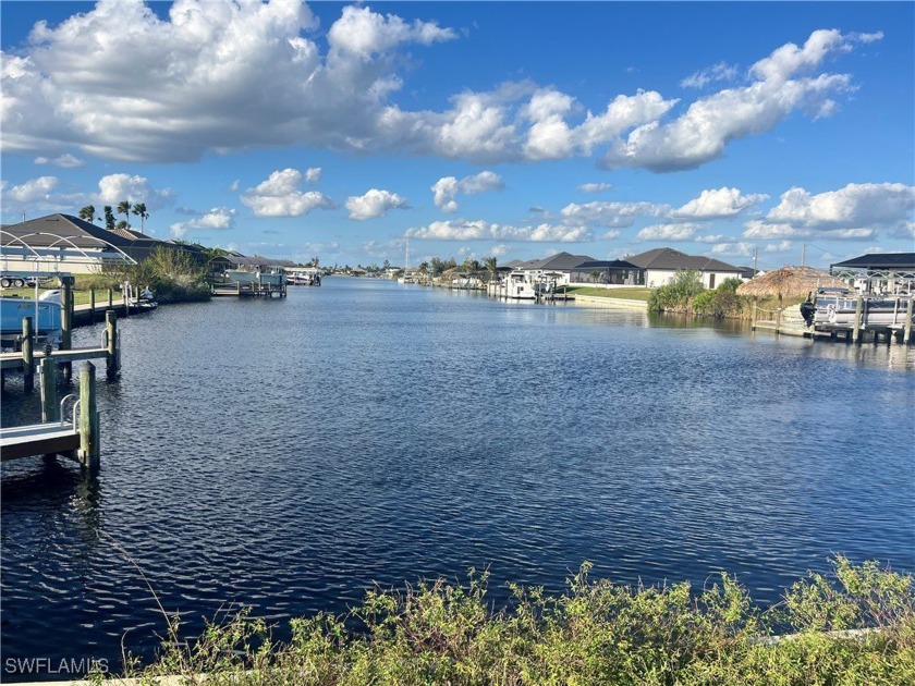 The perfect canvas for your dream home! The stunning saltwater - Beach Lot for sale in Cape Coral, Florida on Beachhouse.com