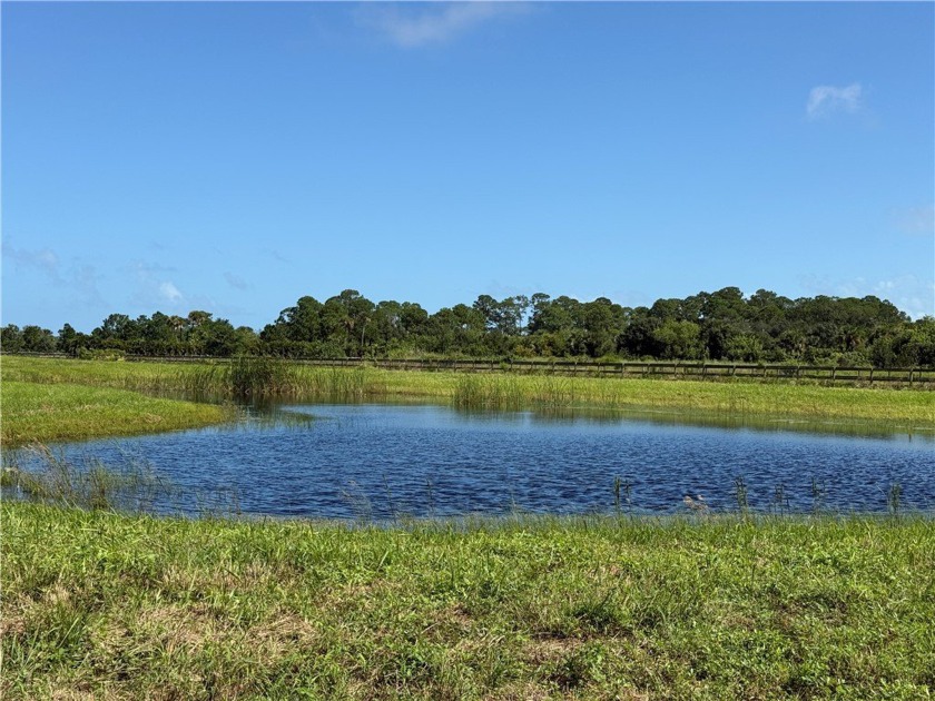 NORTH VERO BEACH 4.6 ACRE PARCEL NEAR GOLF COURSES. LARGE LAKE - Beach Acreage for sale in Vero Beach, Florida on Beachhouse.com