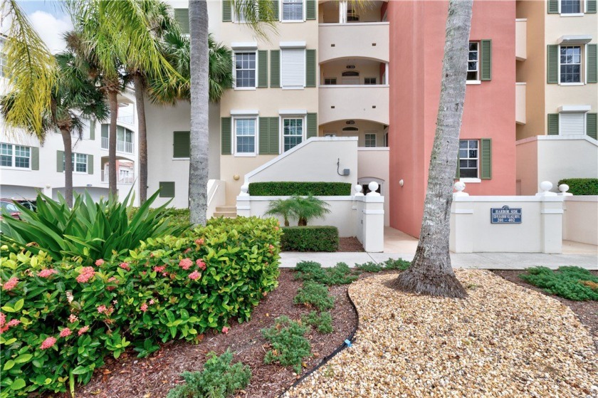 This spacious harbor front condo features many custom upgrades - Beach Condo for sale in Vero Beach, Florida on Beachhouse.com