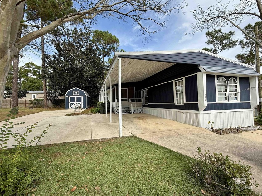 Clean, move in ready home with a functional but flexible floor - Beach Home for sale in Lillian, Alabama on Beachhouse.com