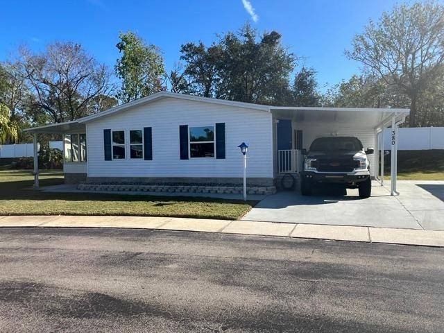 Welcome to this stunning, furnished, move-in-ready manufactured - Beach Home for sale in Holly Hill, Florida on Beachhouse.com