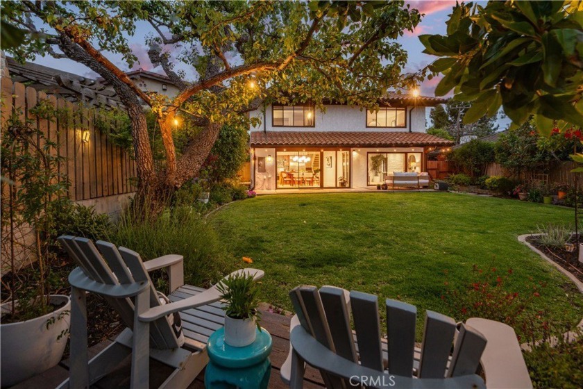 Located just 3 homes away from the iconic Lunada Bay bluffs - Beach Home for sale in Palos Verdes Estates, California on Beachhouse.com