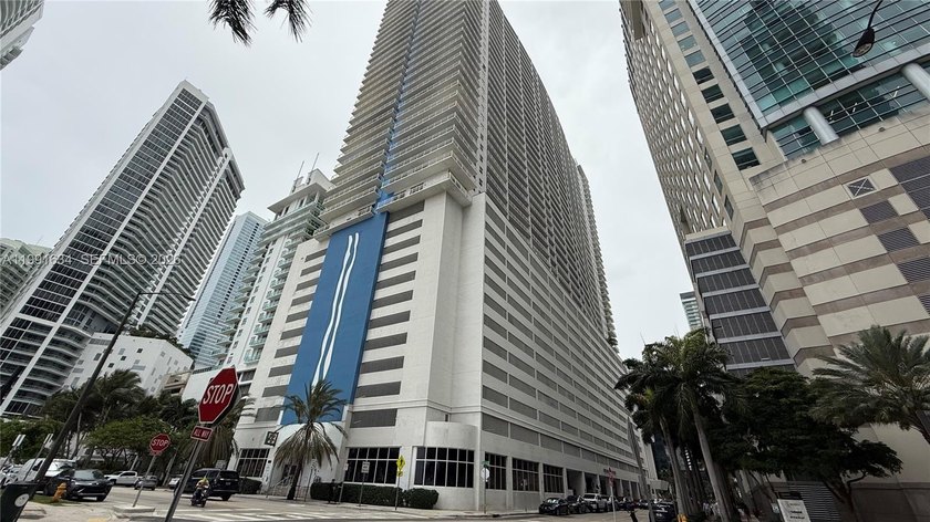 Perfect opportunity for investors, bright and fully furnished - Beach Condo for sale in Miami, Florida on Beachhouse.com