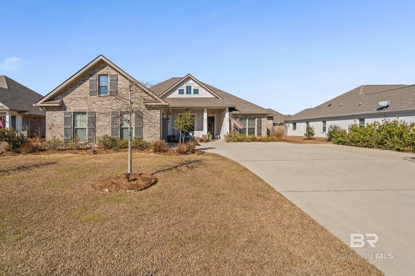 This 5-bedroom, 3 bath is a real Truland built, one owner, Gold - Beach Home for sale in Fairhope, Alabama on Beachhouse.com