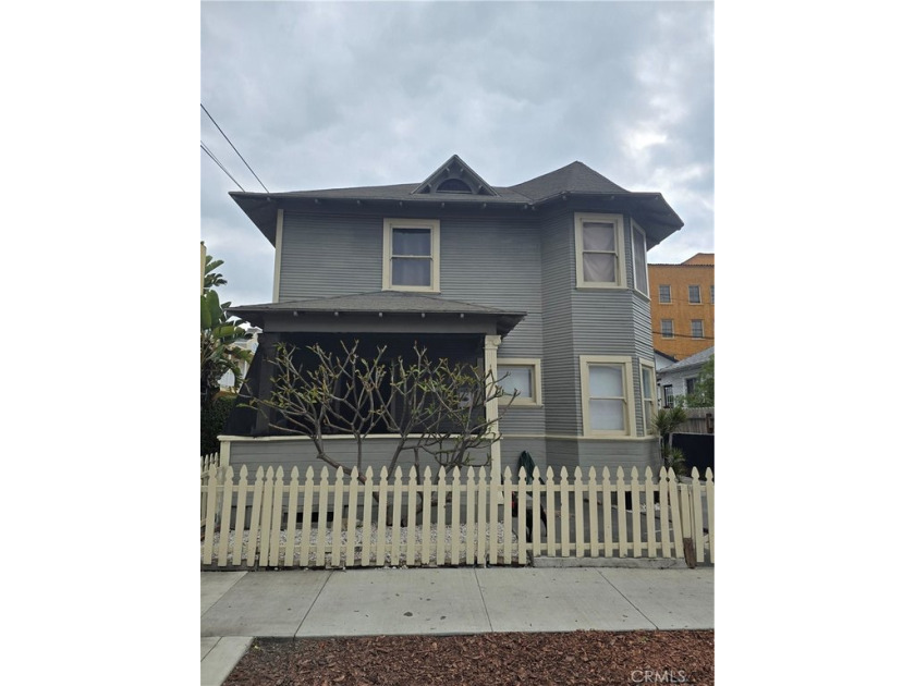 Beautifully Updated Long Beach Home - Minutes from the Beach!
 - Beach Home for sale in Long Beach, California on Beachhouse.com