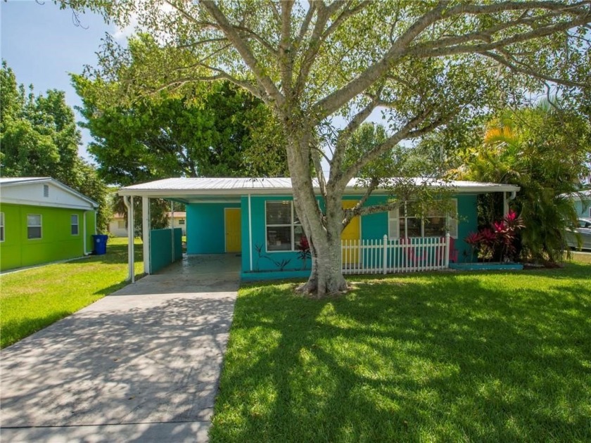 Sweet Rockridge home that was previously both a rental and an - Beach Home for sale in Vero Beach, Florida on Beachhouse.com