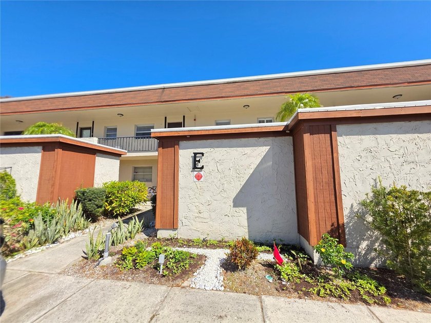 Move-in ready and fully updated condo located in the desirable - Beach Condo for sale in Largo, Florida on Beachhouse.com