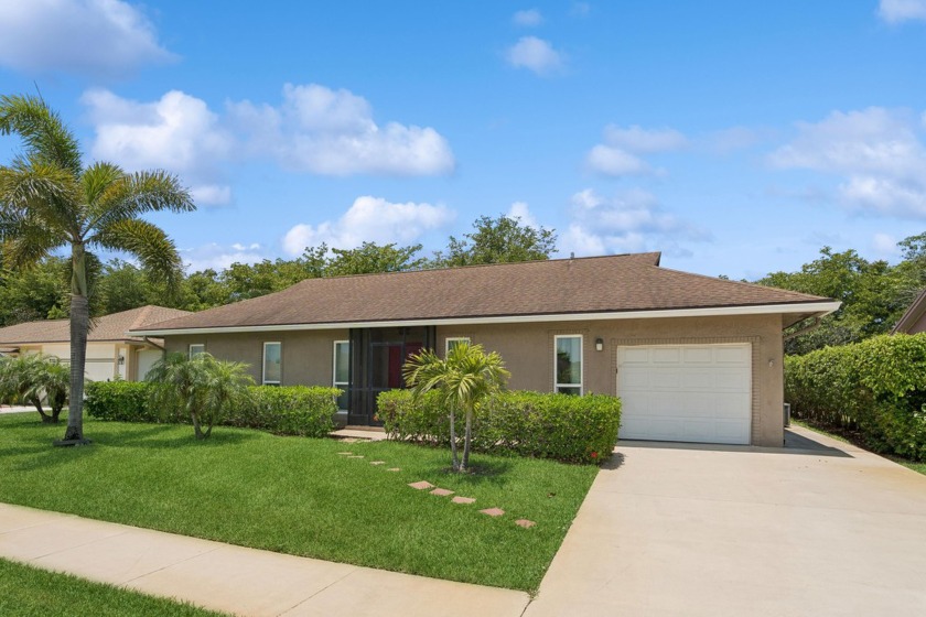 HUGE PRICE DROP! Owner says SELL this charming fully furnished - Beach Home for sale in Delray Beach, Florida on Beachhouse.com